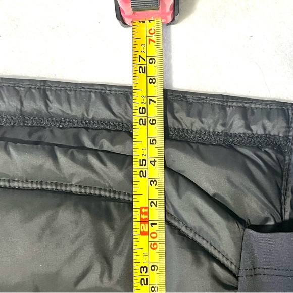 New black running jacket with pockets, black winter running jacket fitness coat. - Picture 5 of 8